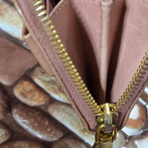 Miu miu 4x3 wallet - Picture 8 of 14